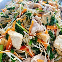 ข้าวแกงเจ๊มาลัย