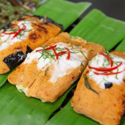 ทองหล่อ ห่อหมก