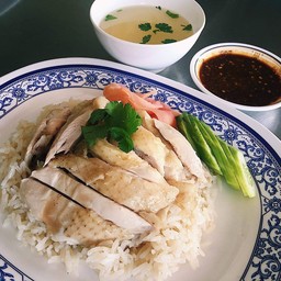 จ่าทักษ์ ข้าวมันไก่ หน้าวัดบางพระ