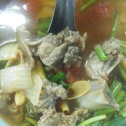 ลาบเป็ดประทาย - ข้างสนามกีฬา ซอย 30 กันยา
