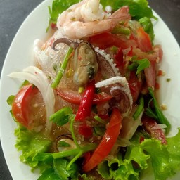 ยำวุ้นเส้นทะเล