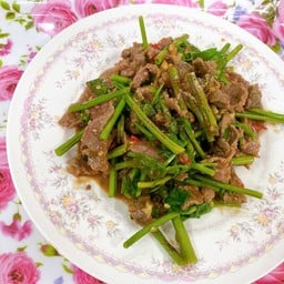 เนื้อผัดน้ำมันหอย