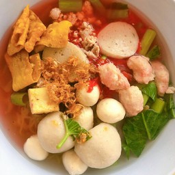ก๋วยเตี๋ยวโรงกลึง
