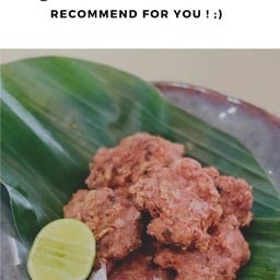 หมูสับปลาเค็มทอด