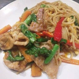 สปาเก็ตตี้ผัดขี้เมาหมู(หมูบด)