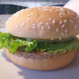 เบอร์เกอร์หมูชีส