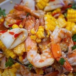 ร้านตำ ยำ แซ่บ สวนอ้อย,ดุสิต