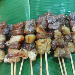 เนื้อโคขุนเสียบไม้(โรตีซอฟาเสาแดง)