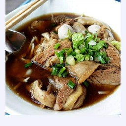 เกาเหลาเนื้อตุ๋น