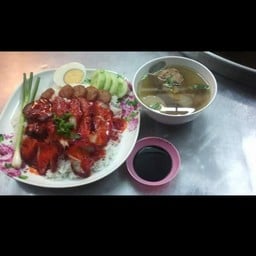 บะหมี่โหน่ง ชะชะช่า ในไร่