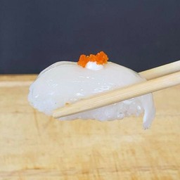 ซูชิ หมึกหิมะ