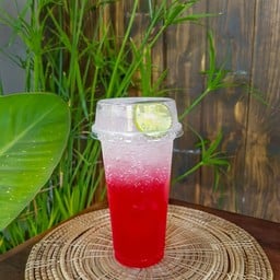 สตอเบอรี่โซดา