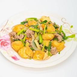 ผัดเต้าหู้หมูสับ