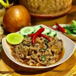 แหลมสิงห์ลาบแซ่บ