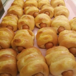 ขนมปังไส้กรอกไก่
