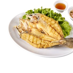 ปลากะพงทอดน้ำปลา