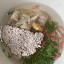 ร้านก๋วยเตี๋ยวโบราณ บ้านแม่ติ้ว