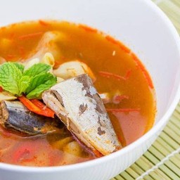 ต้มยำปลากระป๋อง