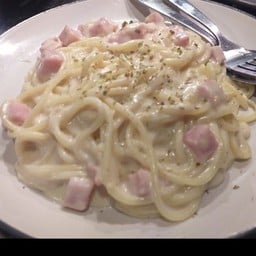 สปาเก็ตตี้ผัดคาโบนาร่า