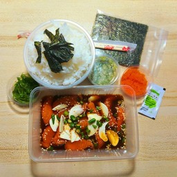 เซตแซลมอนดอง+ไข่กุ้ง+ยำสาหร่าย