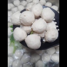 ลูกชิ้นลวก