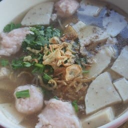 อ้อ คอฟฟี่ & สุกี้ ผัดไท หอยทอด รสเด็ด