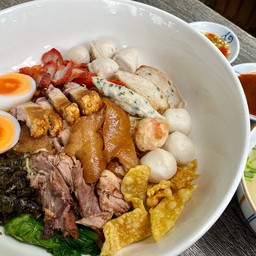 บะหมี่จอมพลัง The best of our noodle