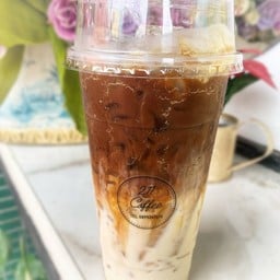 คาราเมลมัคคิอาโต้ (กาแฟสด)