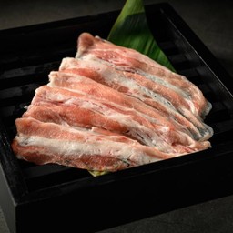 สันคอหมูคุโรบุตะ