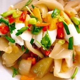 ยำเกี๊ยมฉ่าย + ไข่เค็ม