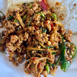 หมูคั่วกลิ้งราดข้าว