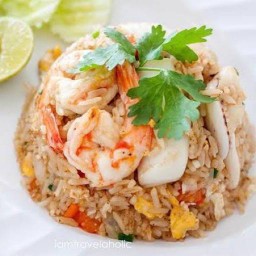 มาดาม อร่อย ( ข้าวต้ม ยำ ตามสั่ง ทอด ผัด เผา )