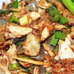 ยำกบต้ม