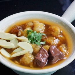 กระเพาะปลา+เลือด+หน่อไม้