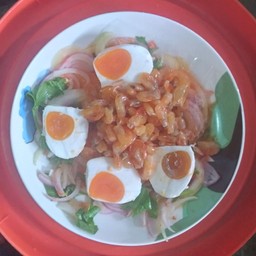 ยำไข่เค็ม กุ้งหวาน