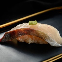 Shimaaji sushi ปลาชิมาอาจิซูชิ