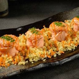 Salmon Volcano Roll แซลมอนโวลคาโนโรล