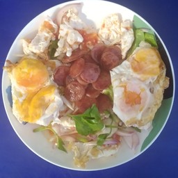 ยำไข่ไก่ดาว กุนเชียง