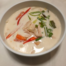 ต้มข่าไก่