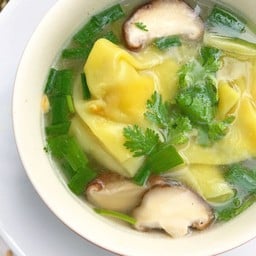 ก๋วยเตี๋ยวสามล้อ บางศรีเมือง