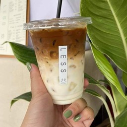 วนิลาลาเต้เย็น