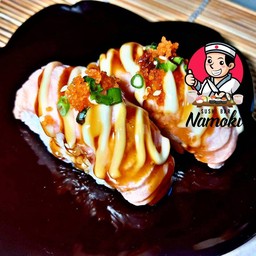 ข้าวปั้นกริลแซลมอนมาโย (1ชิ้น)