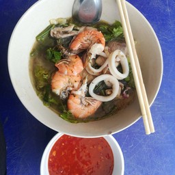 สุ้กี้ทะเลรวม