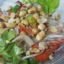 ยำวุ้นเส้นโบราณ