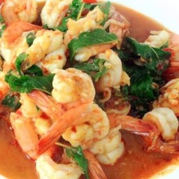 กระเพากุ้ง