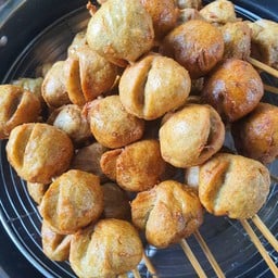 ลูกชิ้นเนื้อเจ้าดังตลาดใต้