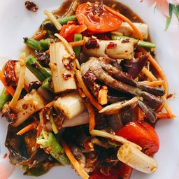 ก๋วยเตี๋ยวใบบุญ