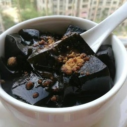 เฉาก๊วยน้ำเชื่อม