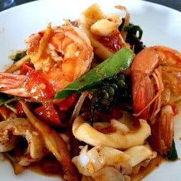 ผัดฉ่าทะเล