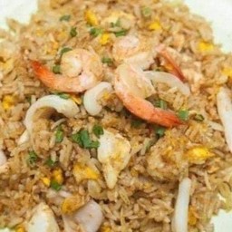 ข้าวผัดทะเล